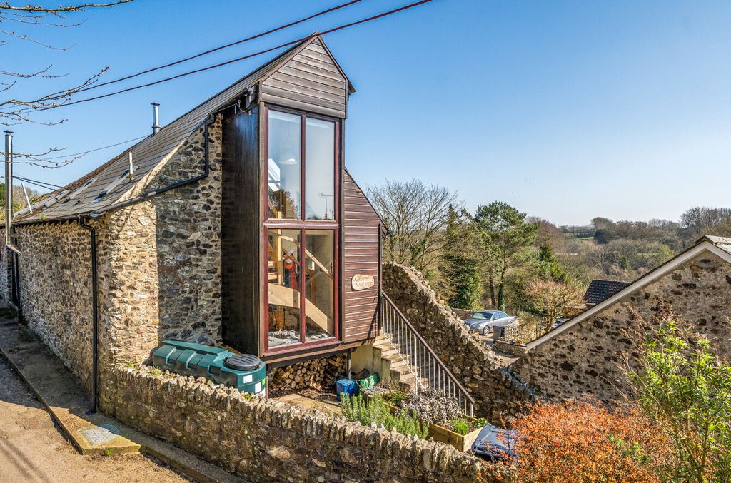 Property photo 1 of 23 Front