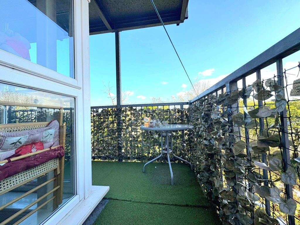 Property photo 1 of 10 7