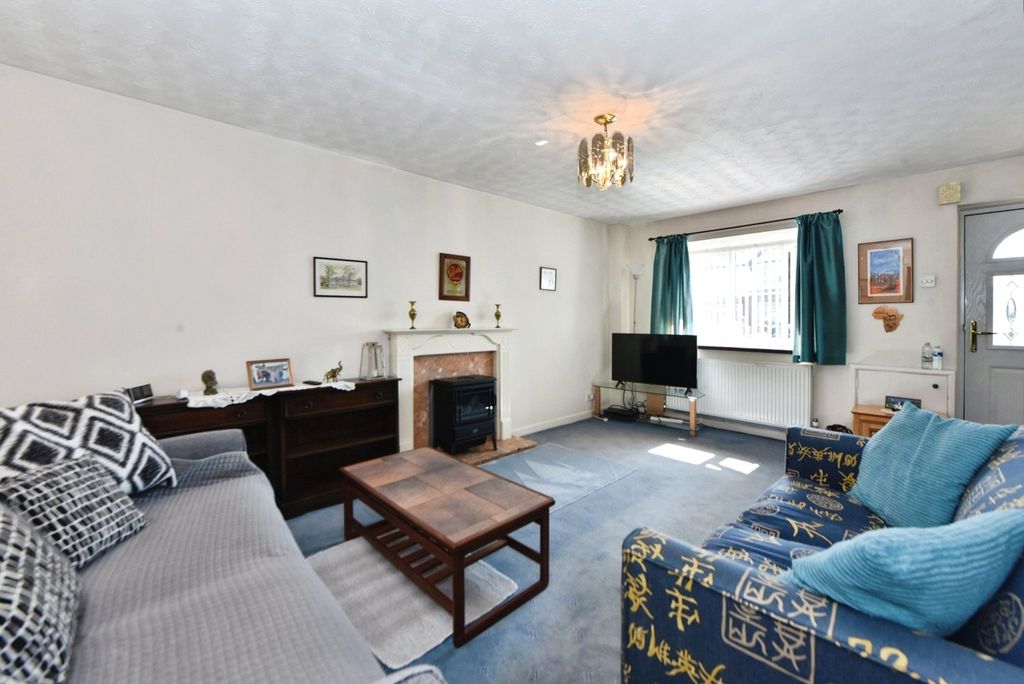 Property photo 1 of 17 Photo