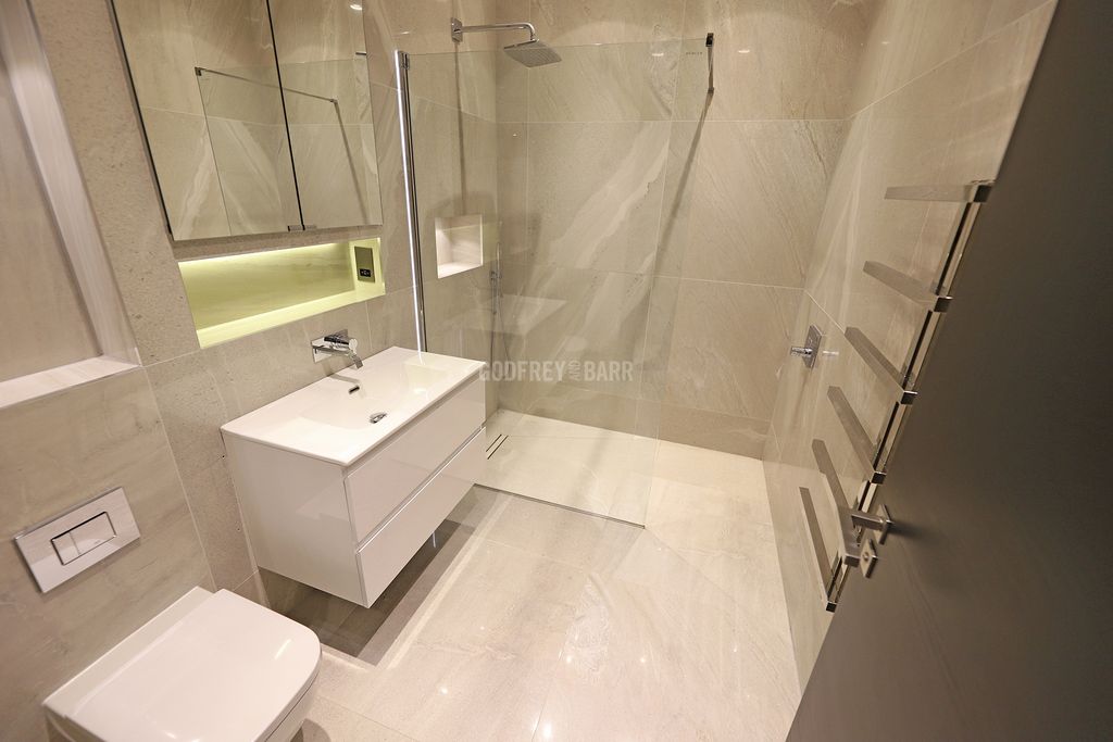 Additional image 12 of 3 bed flat to rentCamlet Way, Hadley Wood EN4