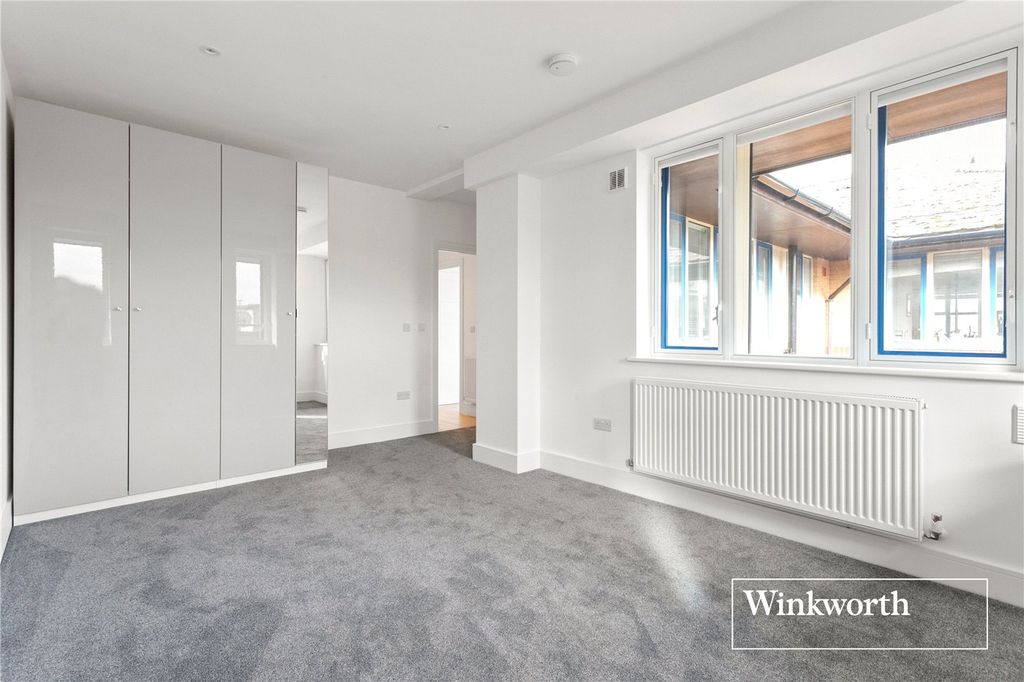 Property photo 1 of 19 Picture No. 18