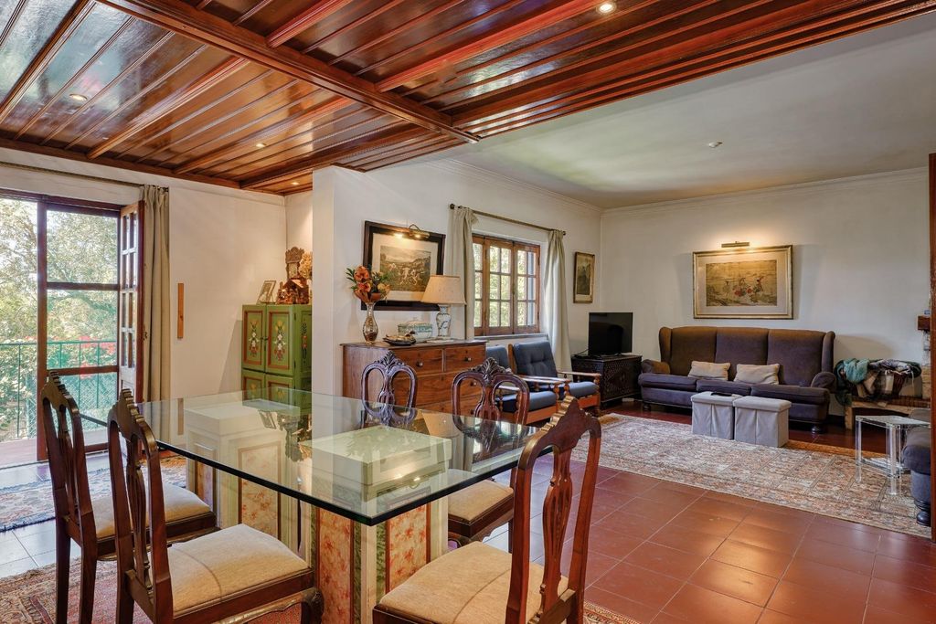 Property photo 1 of 44