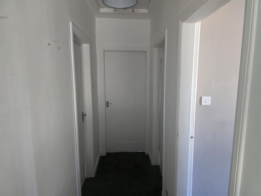 Property photo 1 of 6 11 Orchard Street .Jpg
