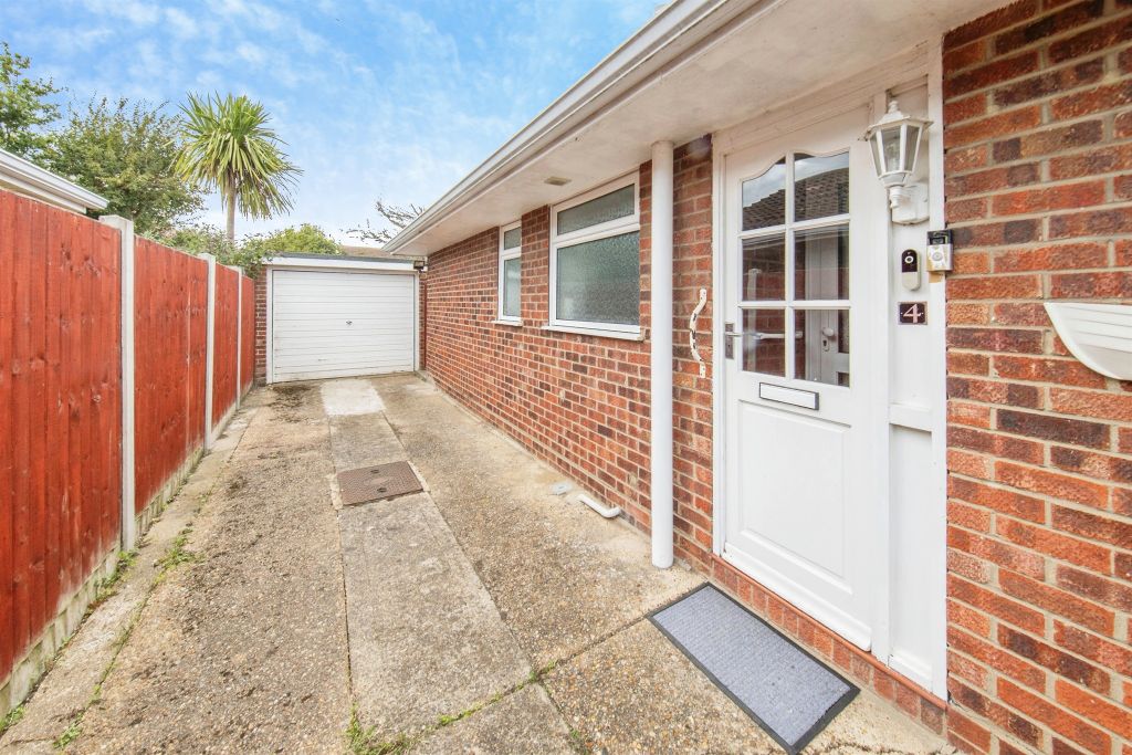 Property photo 2 of 14