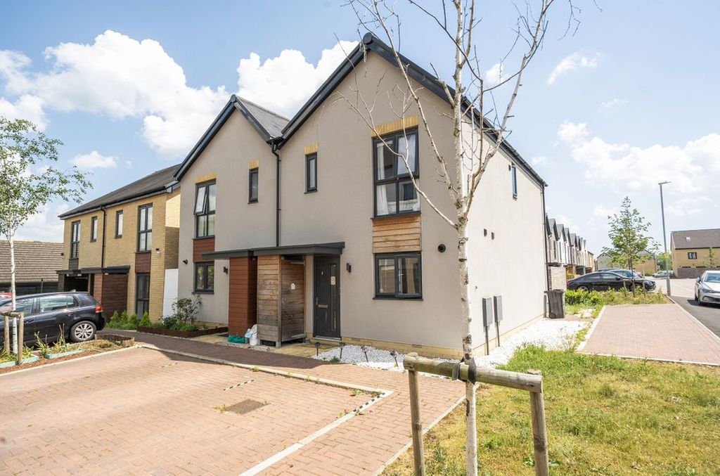 Property photo 1 of 12 1466958126A1591Febce45