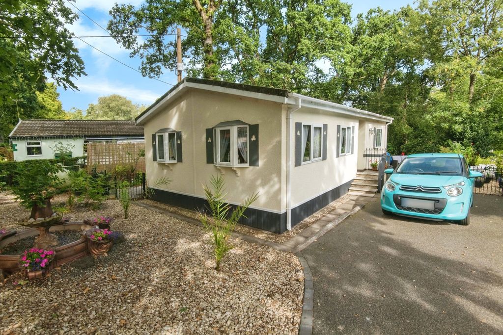 Property photo 1 of 17 Photo