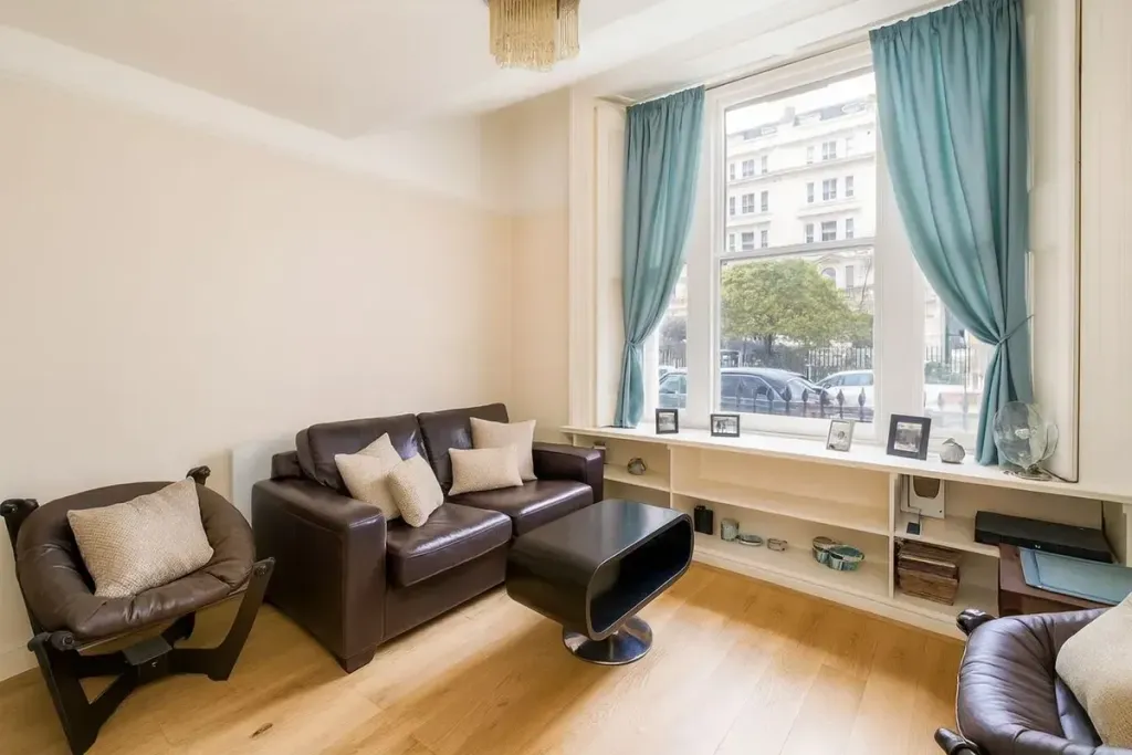 Property photo 1 of 6