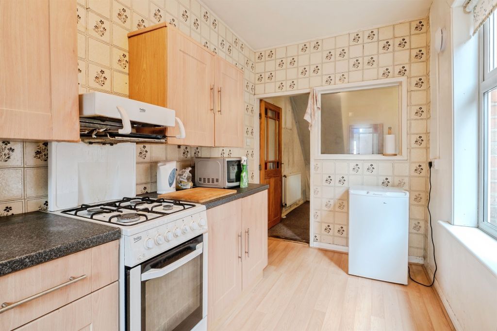 Property photo 3 of 17