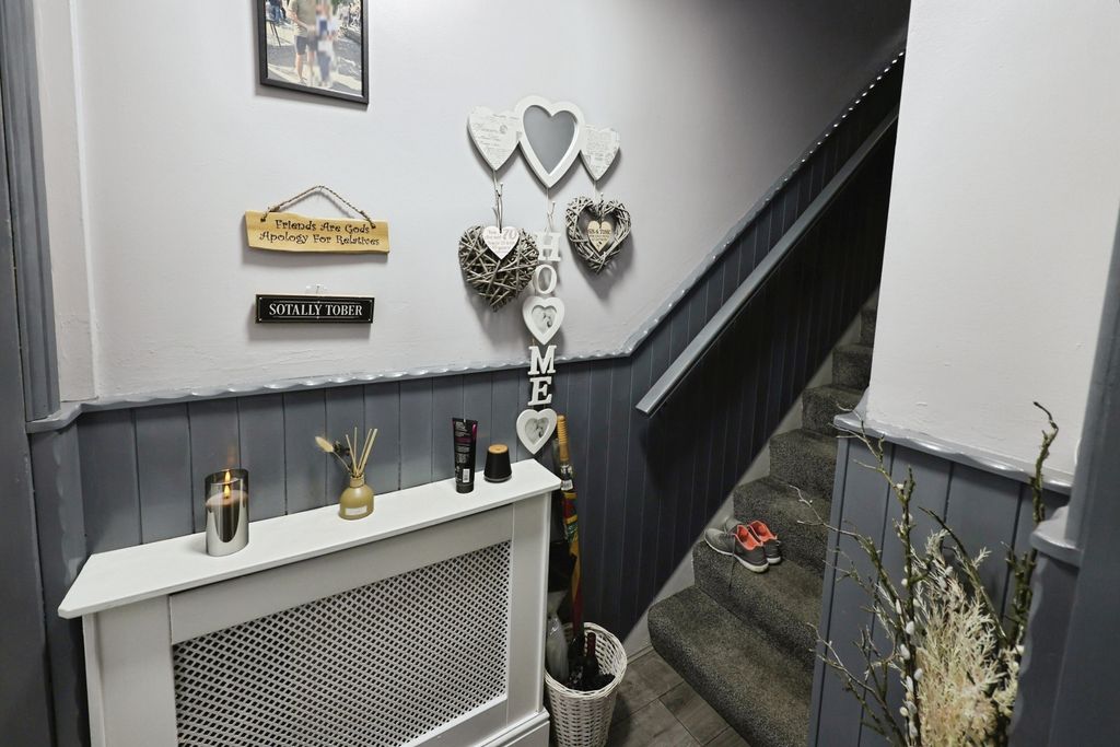 Property photo 2 of 18 Pbox-Img.Jpg