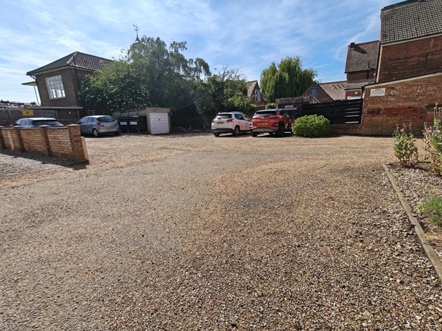 Property photo 3 of 5