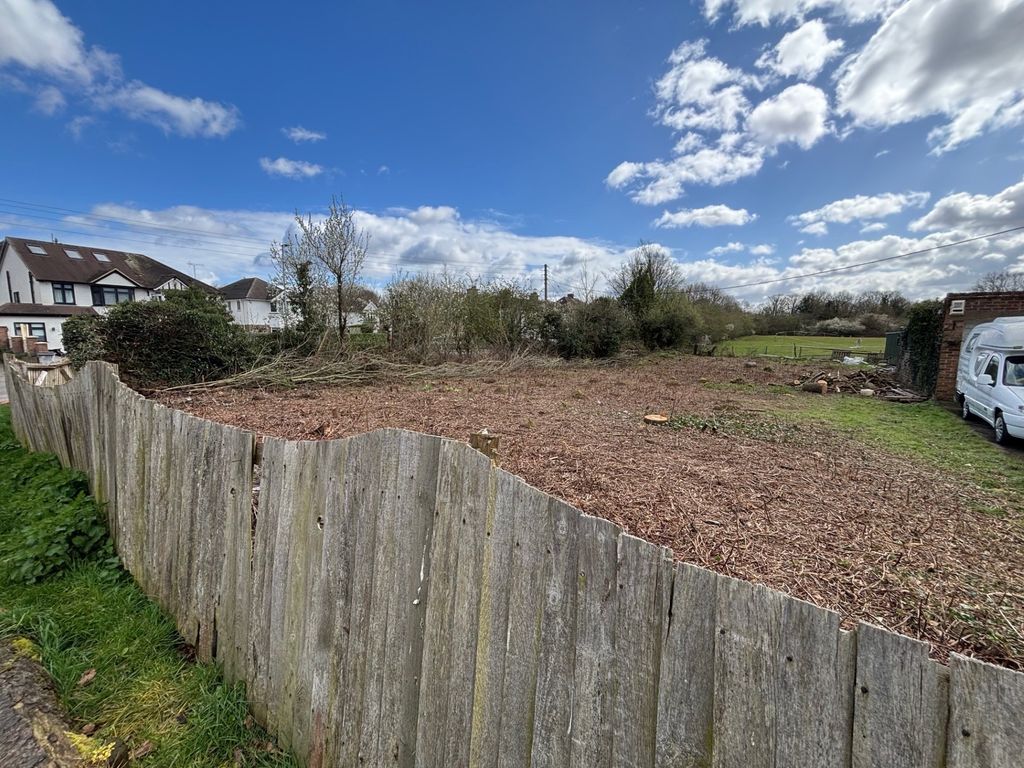 Property photo 3 of 5 Photo 3