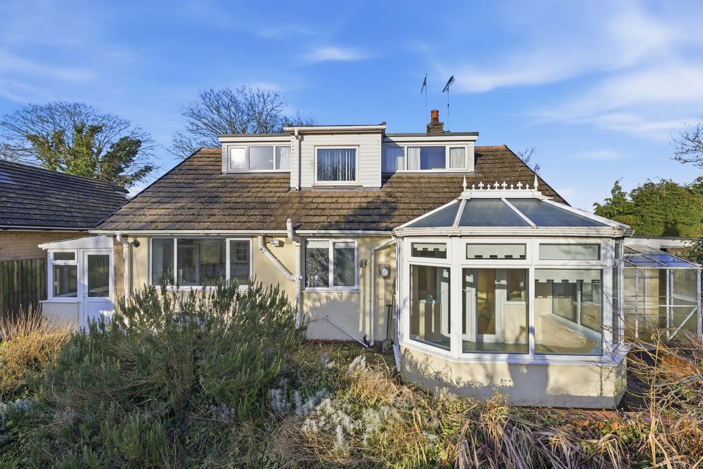 Property photo 2 of 16