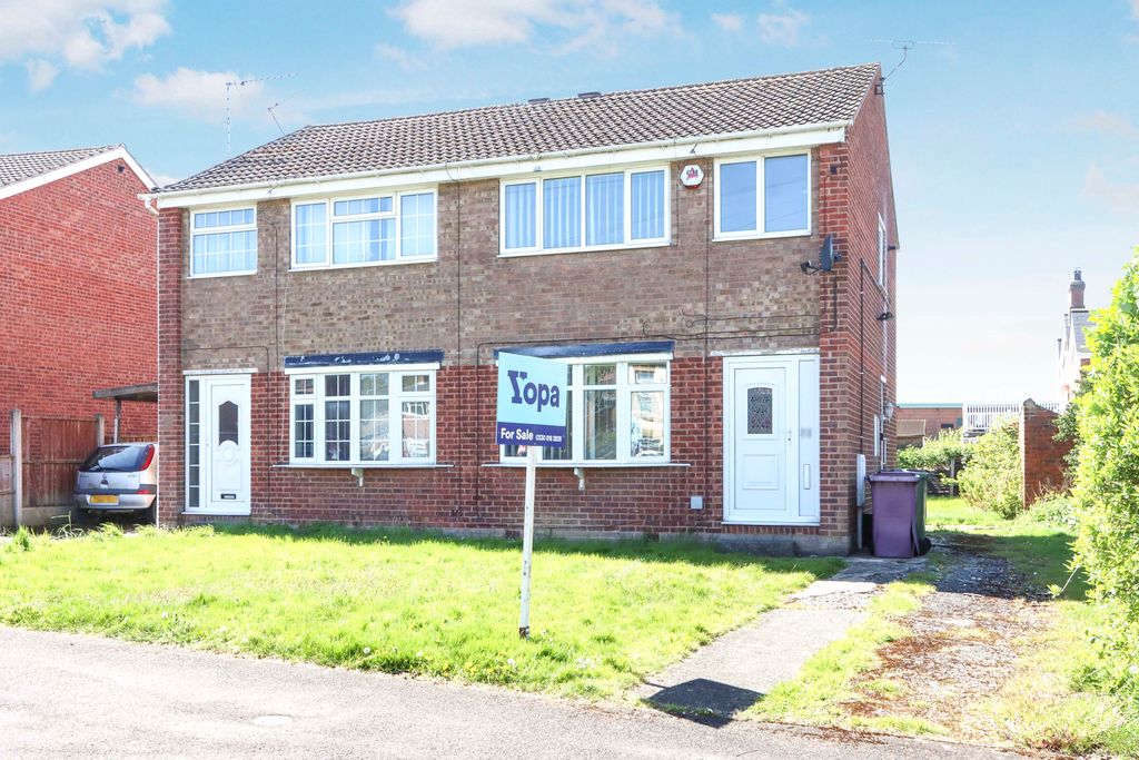 Property photo 1 of 20 Front