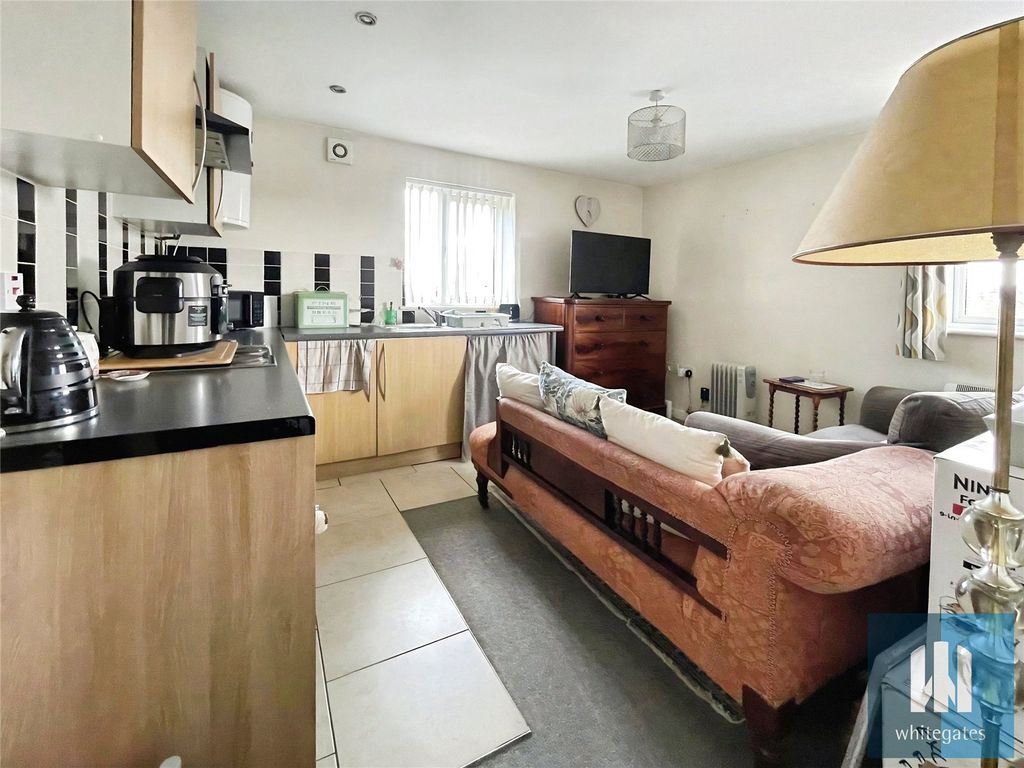 Property photo 2 of 6 Picture No. 04