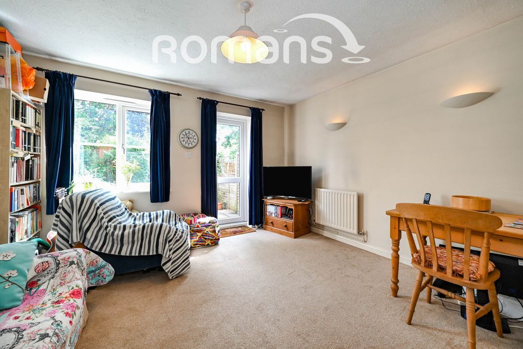 Property photo 2 of 9 F8c7600A-cd2B-ee11-9