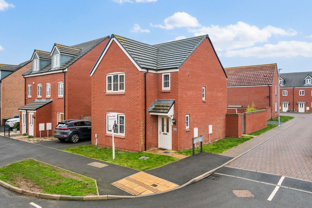 Property photo 1 of 27