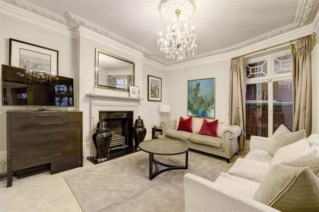 Property photo 3 of 9 28 Abingdon Court 340089 Rec_Rgb.Jpg