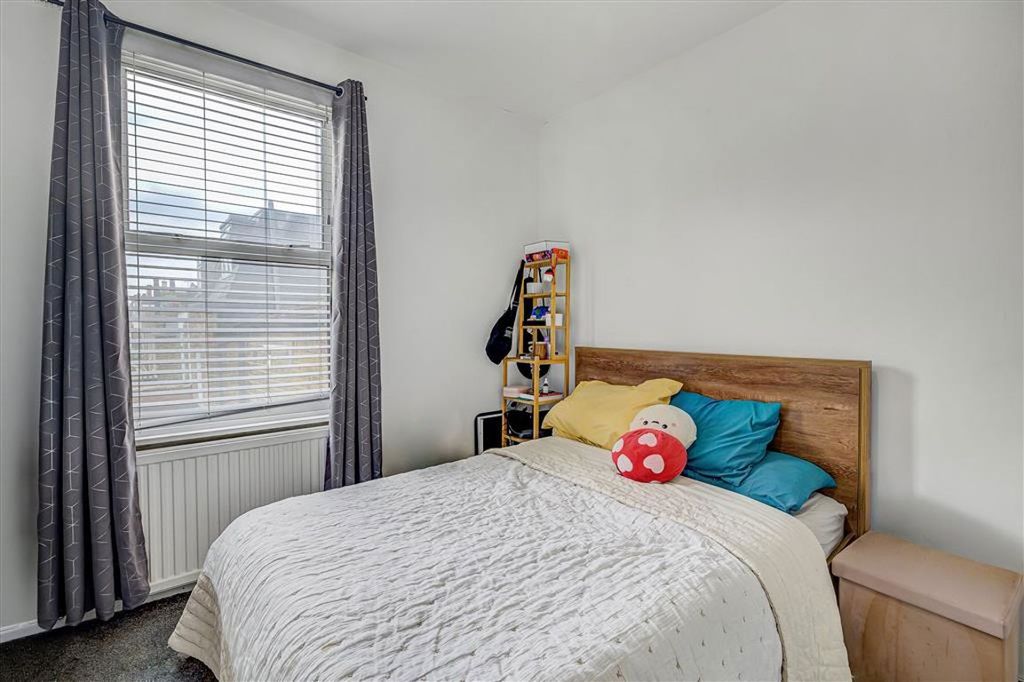 Property photo 3 of 4