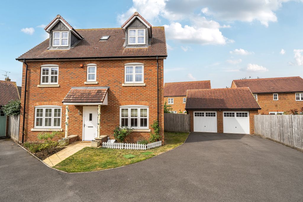 Property photo 1 of 22 13322311688Cea3Ebb76c
