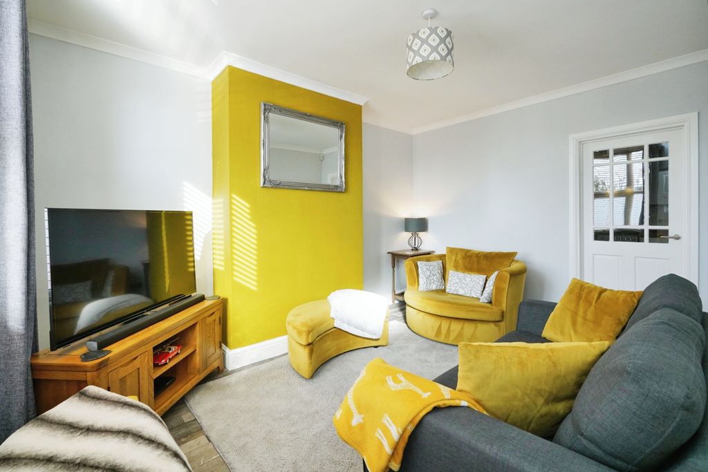 Property photo 2 of 17 Photography