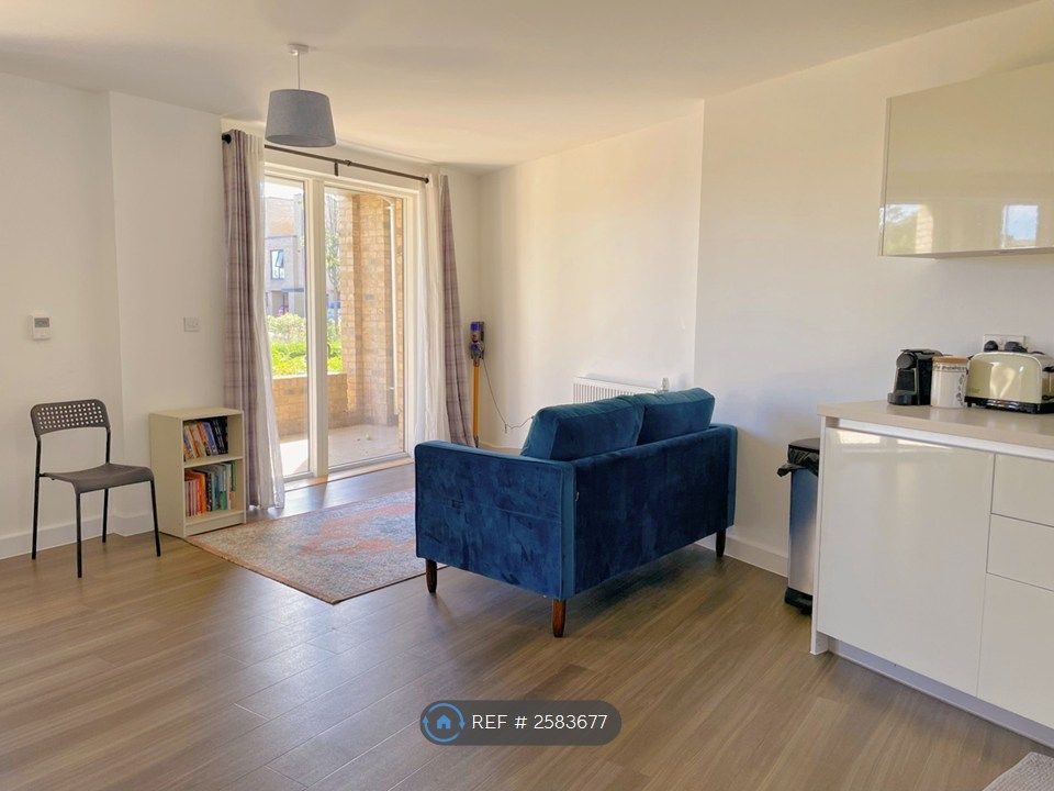 Property photo 3 of 12
