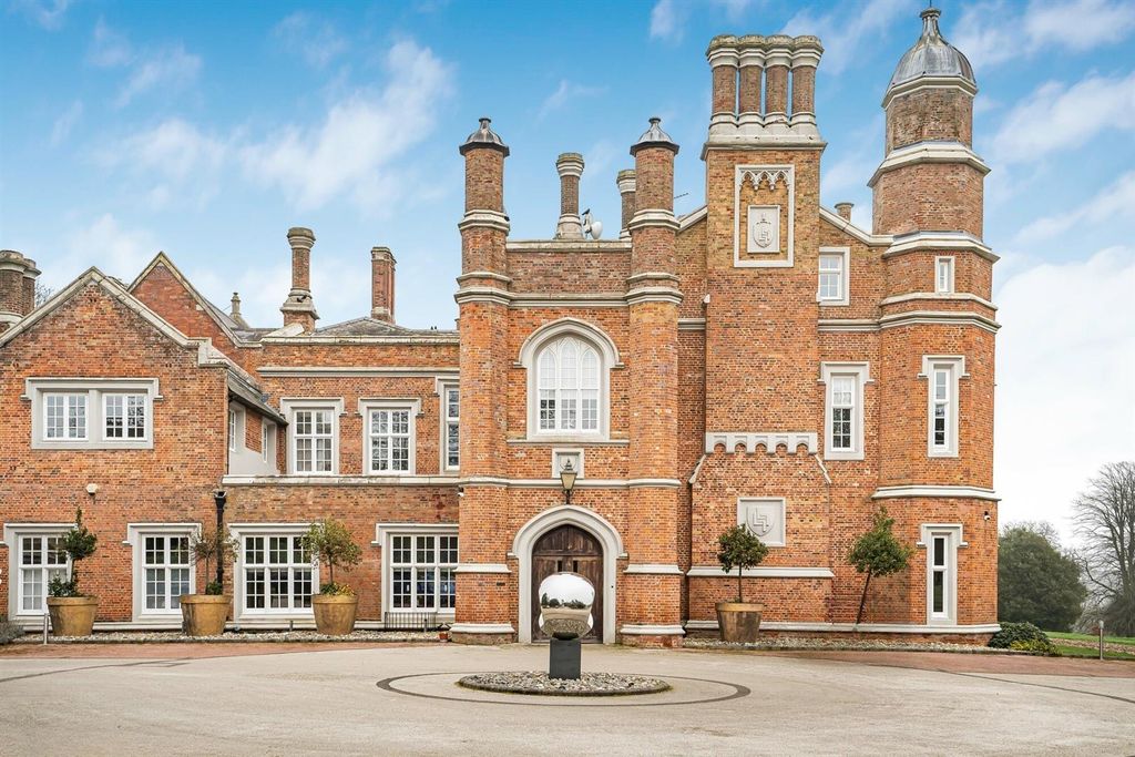 Property photo 3 of 24 38_75381.Jpg