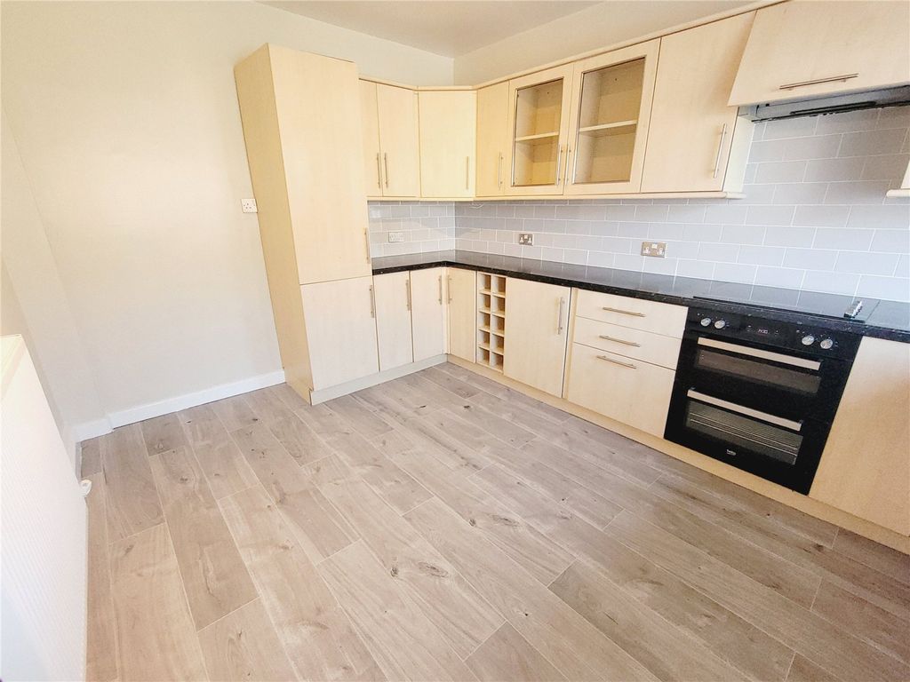 Property photo 3 of 13 Kitchen Diner