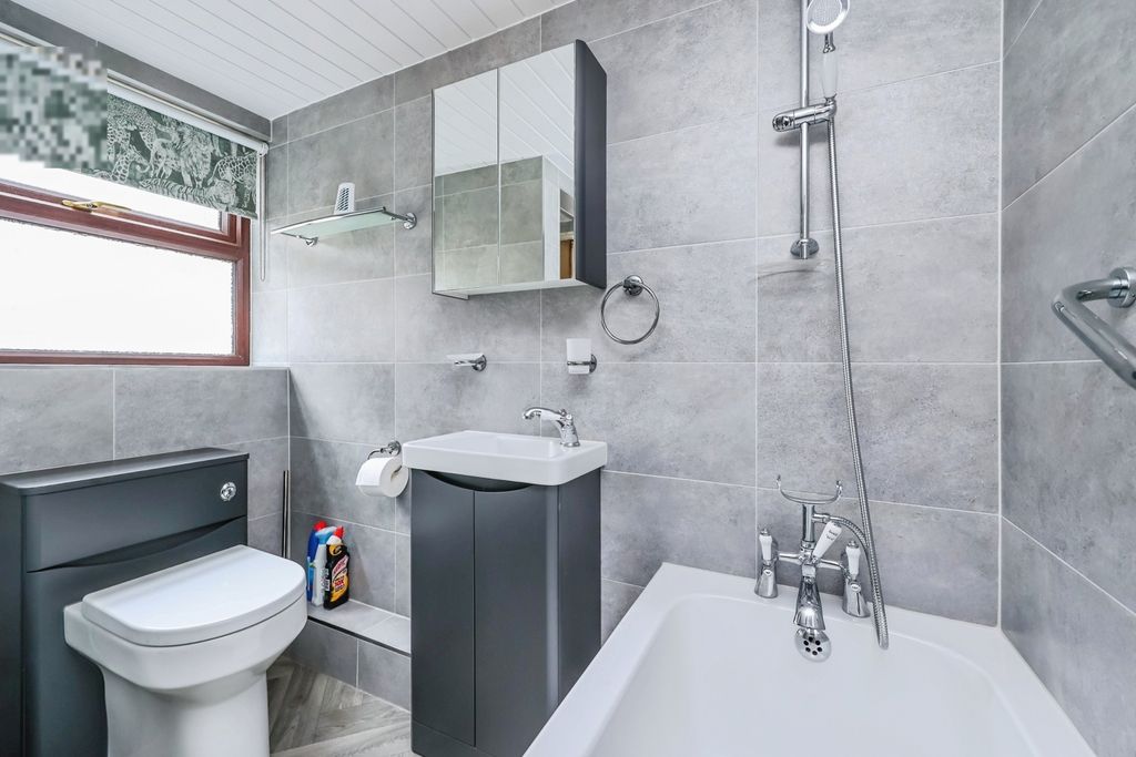 Property photo 2 of 18 Pbox-Img.Jpg