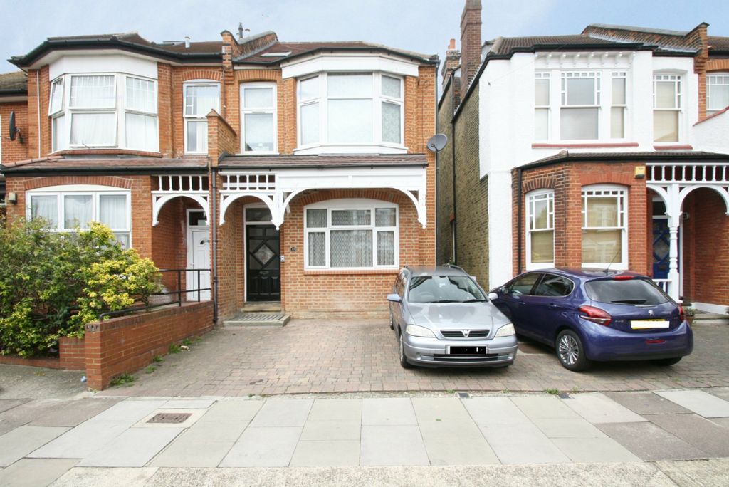 Property photo 1 of 6