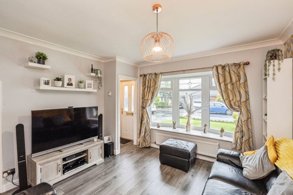 Property photo 3 of 23 Pbox-Img.Jpg