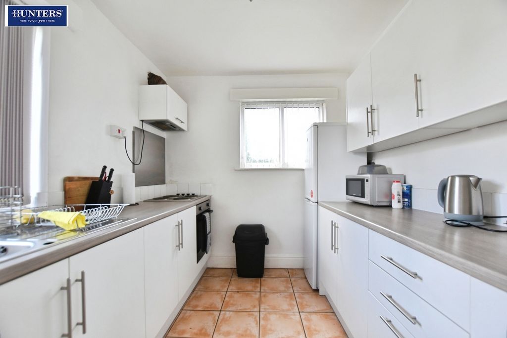 Property photo 1 of 16 Kitchen