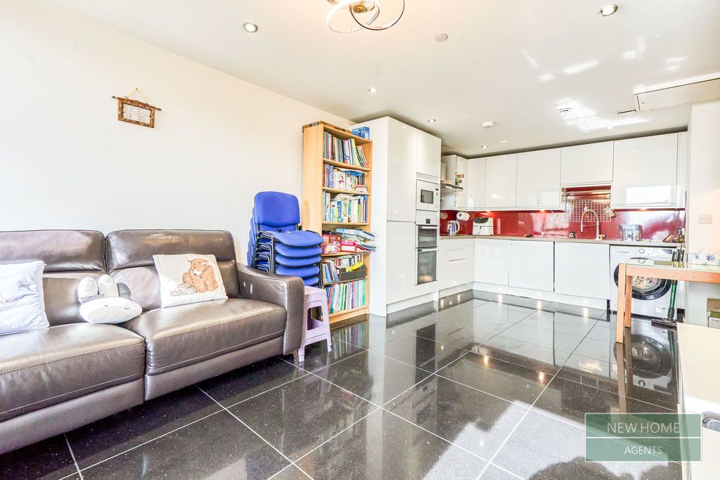 Property photo 2 of 14 Photo 10