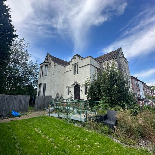 Property photo 1 of 17 Photo 3