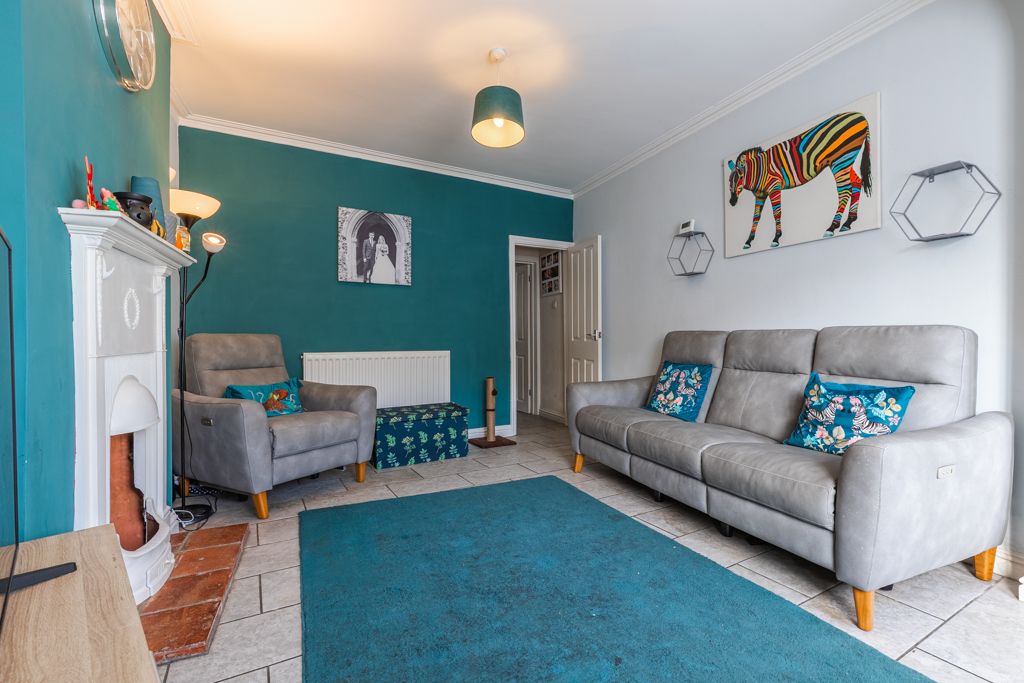 Property photo 3 of 20 Silver Road-22