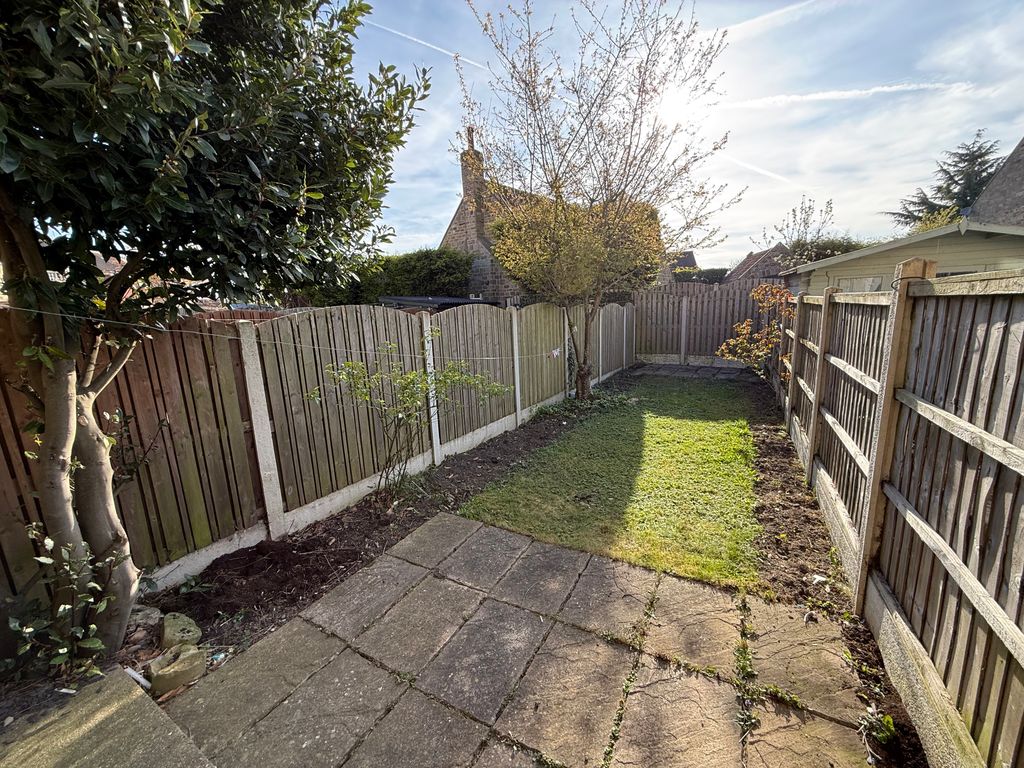 Property photo 2 of 14 Garden