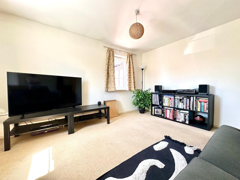 Property photo 2 of 10 Picture No. 07