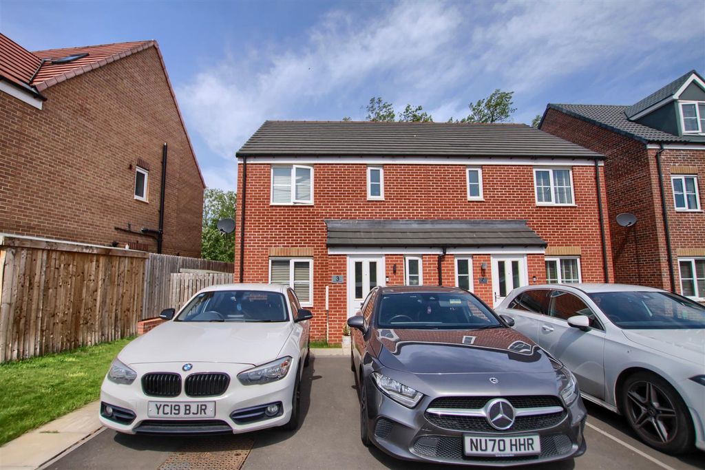 Property photo 1 of 7 bt1.Jpg