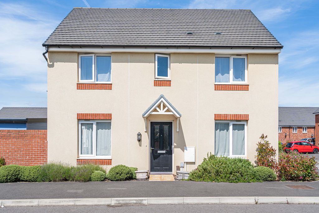 Property photo 1 of 23