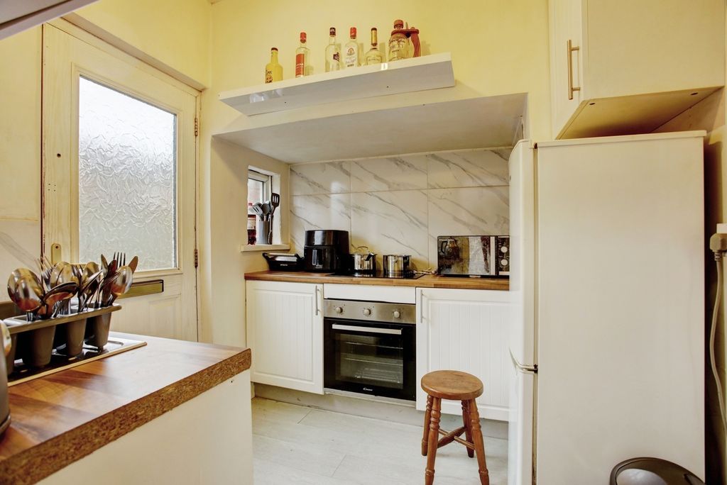 Property photo 2 of 9 Pbox-Img.Jpg