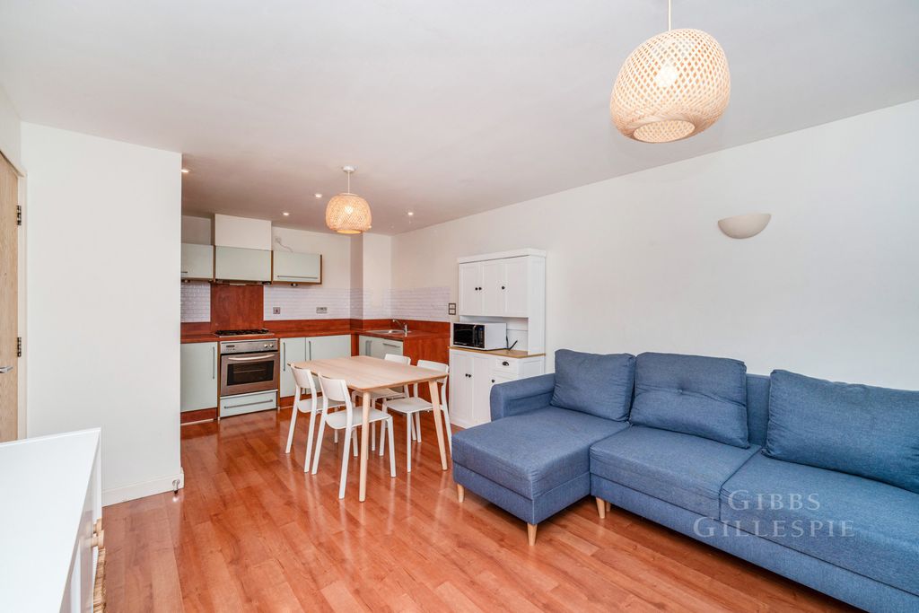 Property photo 2 of 11 Pbox-Img.Jpg