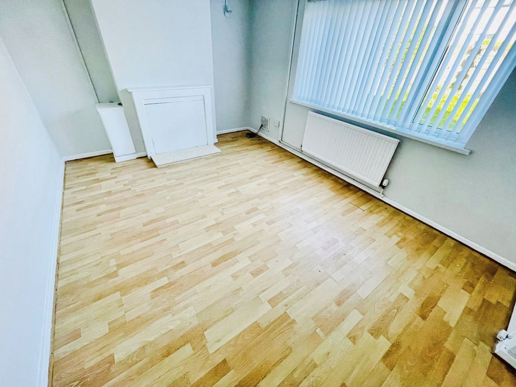 Property photo 2 of 7 Lounge