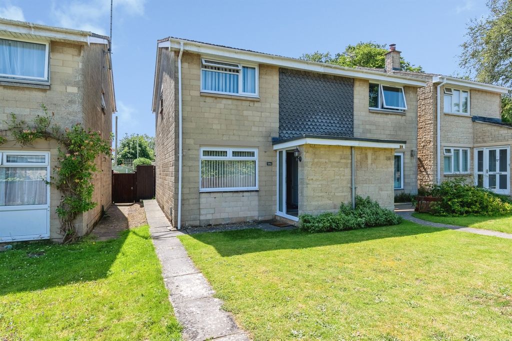 Property photo 1 of 18