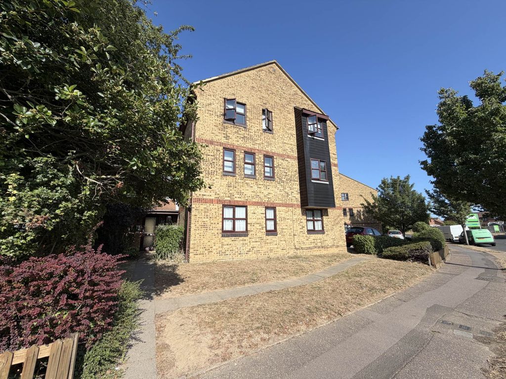 Property photo 1 of 7