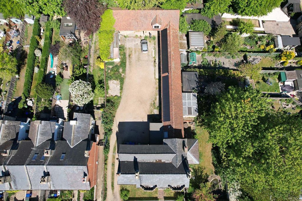 Property photo 3 of 17 Photo_1080296304_Dji_880_Jpg_12133236_0_2026511059