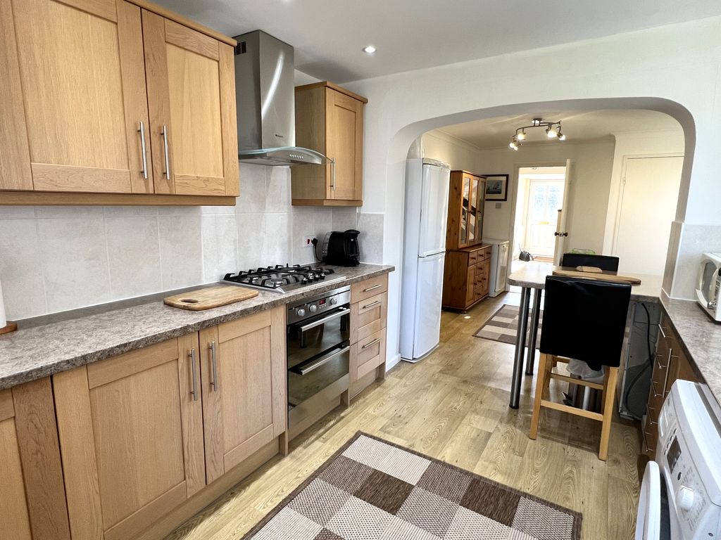 Property photo 3 of 13