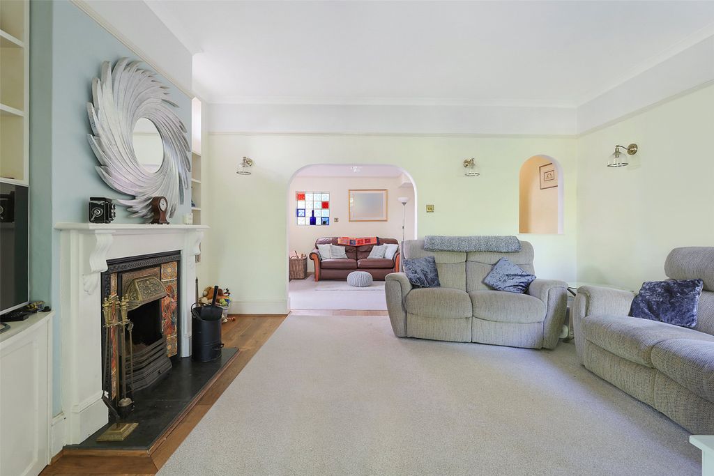 Property photo 3 of 21 Picture No. 11