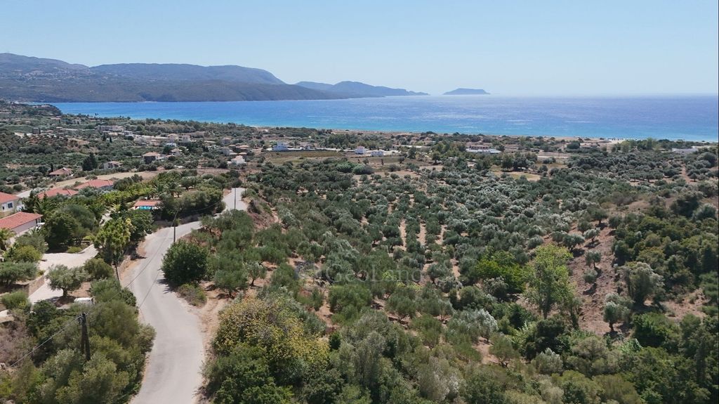 Property photo 1 of 25