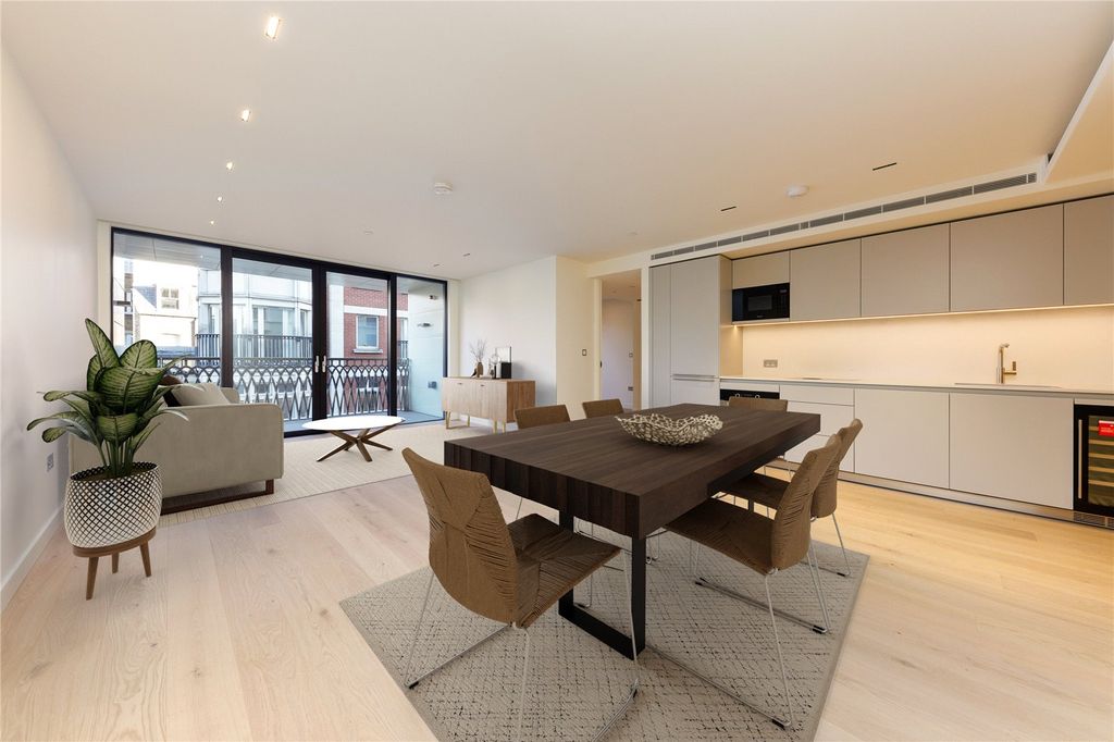 Property photo 2 of 13 A085i00000Pzarwaab_Cso231091_17.Jpg