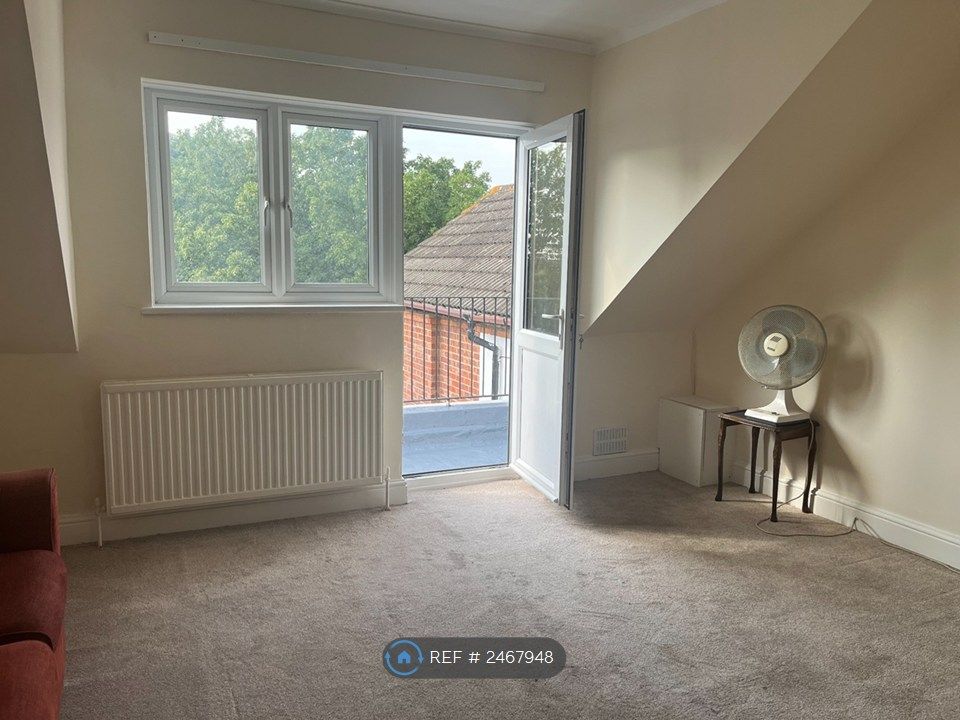 Property photo 2 of 6