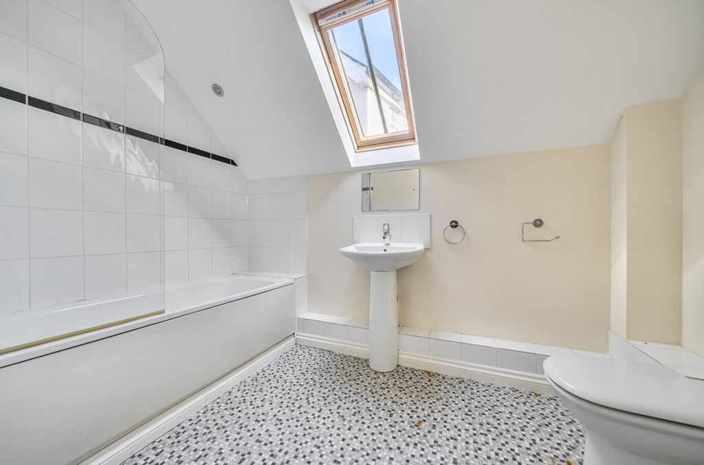 Additional image 16 of 2 bed semi-detached house for saleStation Road, Liss GU33